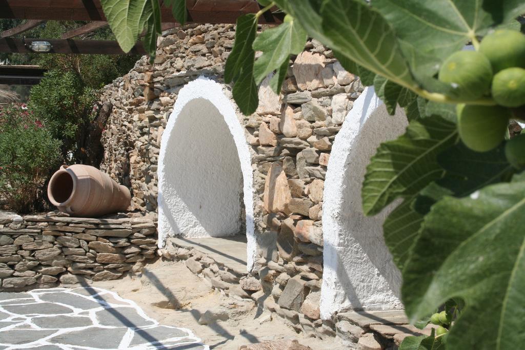 Petra Holiday Village 伊奥斯乔拉 外观 照片