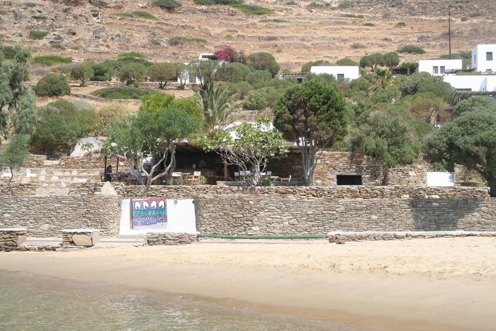 Petra Holiday Village 伊奥斯乔拉 外观 照片